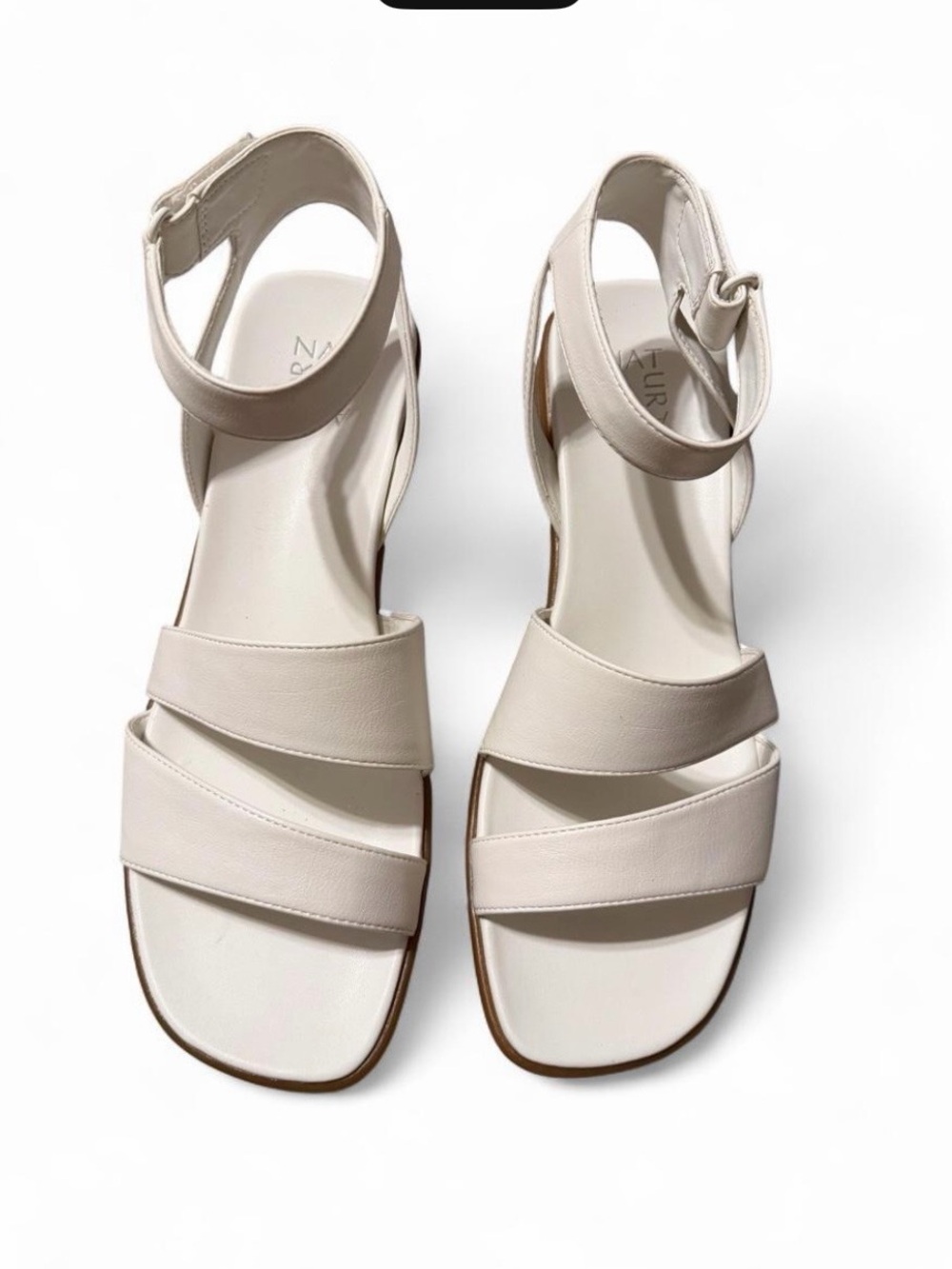 NEW Naturalizer white leather sandals with ankle strap size 11